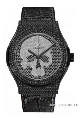 Hublot Classic Fusion Noir Skull Full Pave Montre Réplique