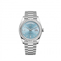 Rolex Day-Date 40 Platine cadran et lunette bleu glacier