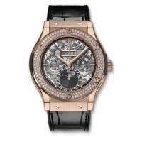 Copie Montre Hublot Classic Fusion Aerofusion Moonphase King Gold Diamonds 45mm 517.OX.0180.LR.1104