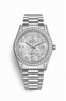 Copie Montre Rolex Day-Date 36 18 ct en or blanc cosses serties de diamants 118389 White nacre serties de diamants Cadran m118389-0012