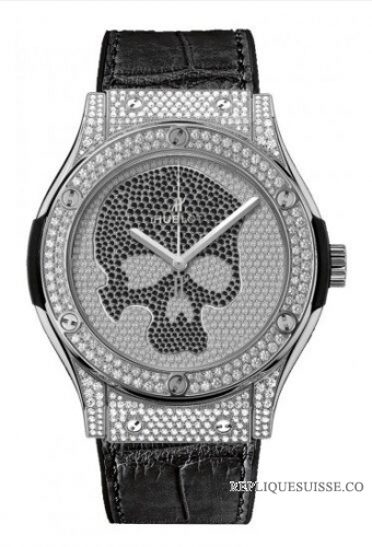 Hublot Classic Fusion Titanium Skull Full Pave 45.00 mm Montre Réplique