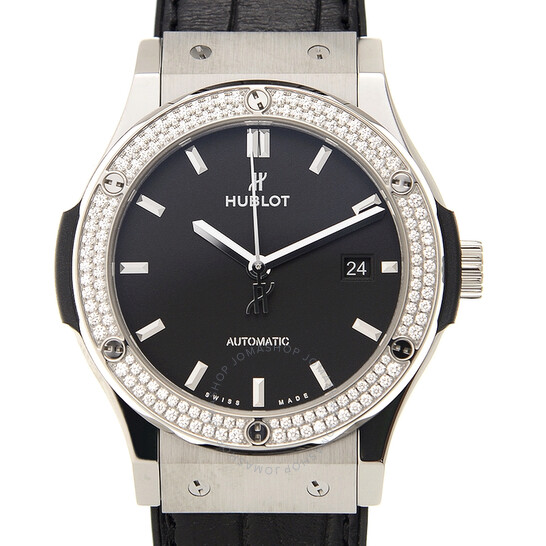 Copie de HUBLOT Classic Fusion Mat Noir Diamant 542.NX.1171.LR.1104