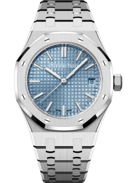 Montre Audemars Piguet Royal Oak automatique en acier inoxydable, cadran bleu clair, 37 mm, 15550ST.OO.1356ST.04 Montre Audemars Piguet Royal Oak automatique en acier inoxydable, cadran bleu clair, 37 mm, 15550ST.OO.1356ST.04